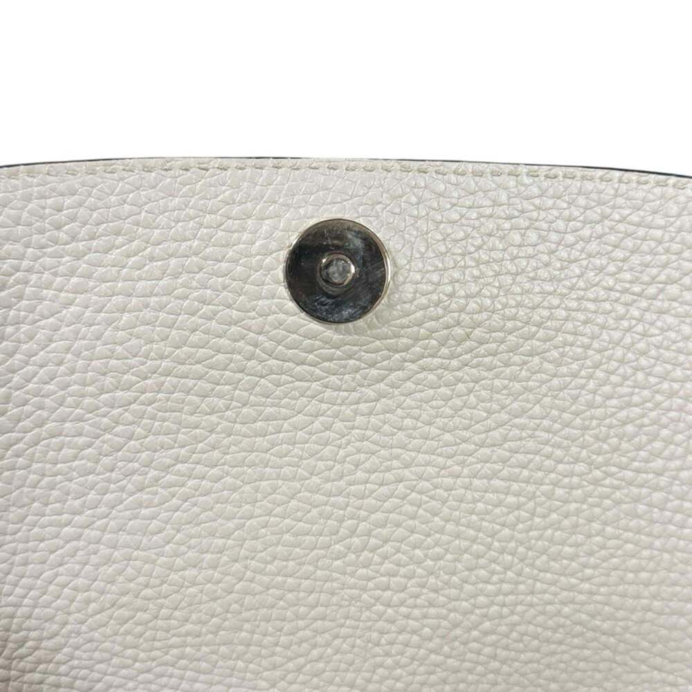 GUCCI White Leather Shoulder Bag - Picture 8 of 13